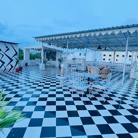 Hotel Tree Of Heaven Udaipur Extérieur photo