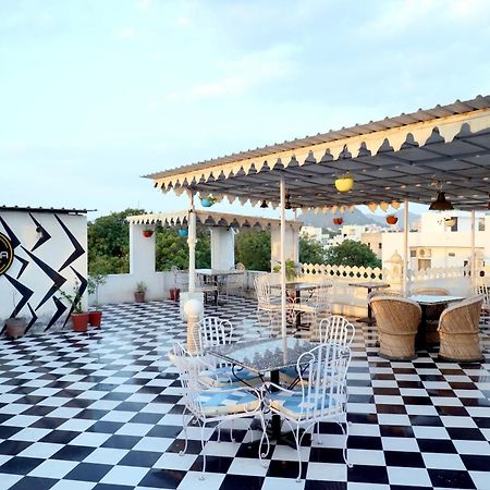 Hotel Tree Of Heaven Udaipur Extérieur photo