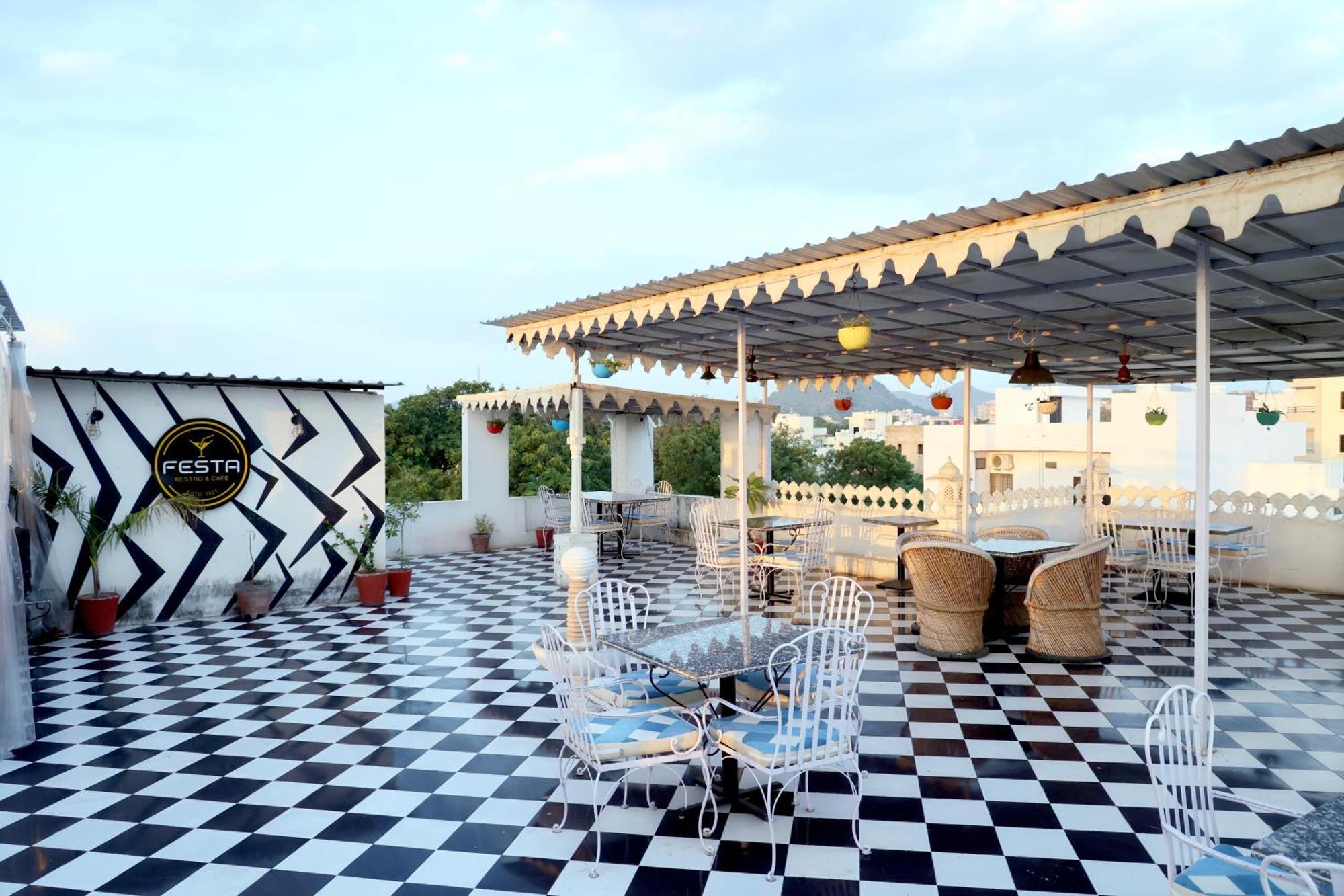 Hotel Tree Of Heaven Udaipur Extérieur photo